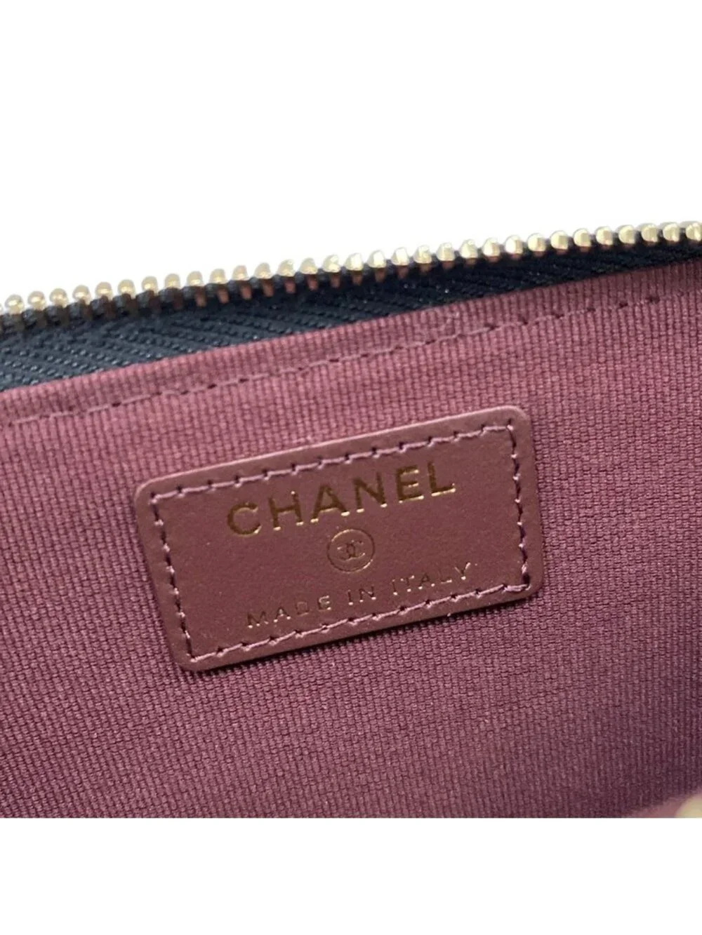 Chanel Coin Purse Classic Zip Card Case Quilted Black Gold CC Logo L-shaped